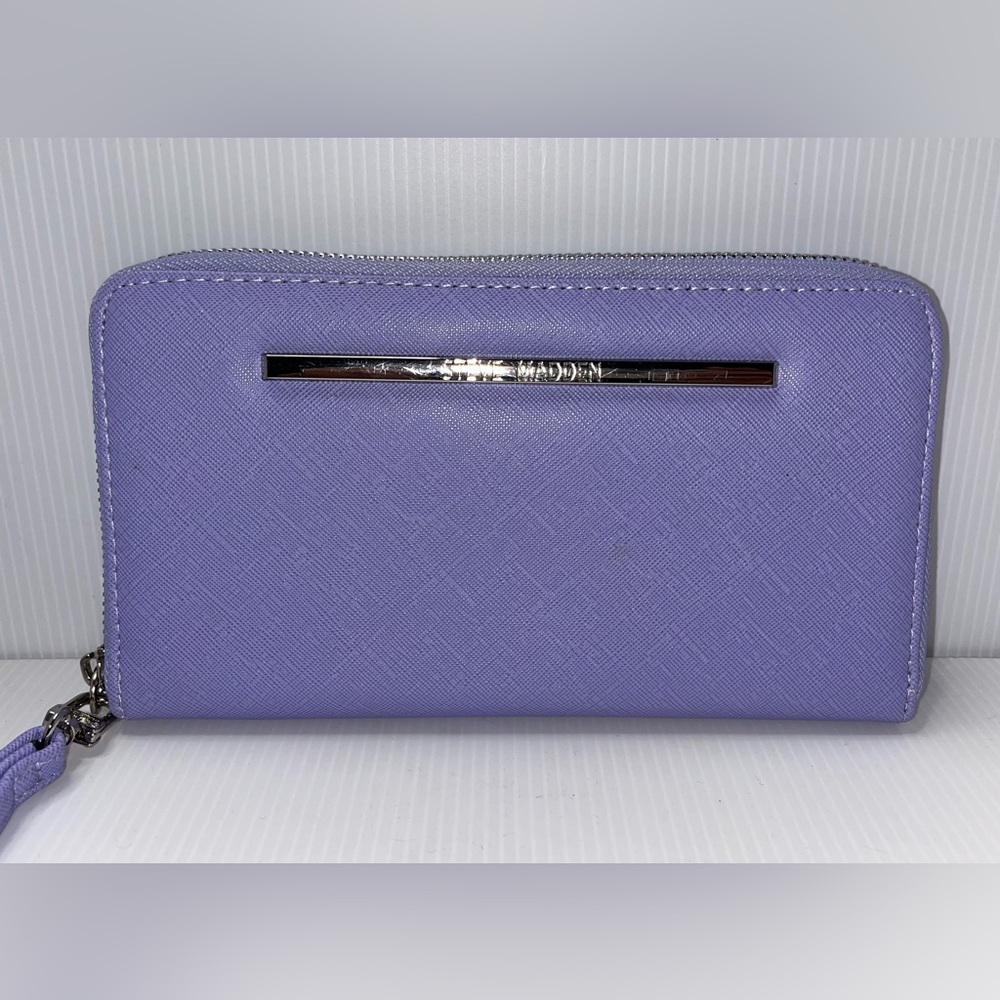 Steve Madden Women's BZip Wallet Wristlet Lavender